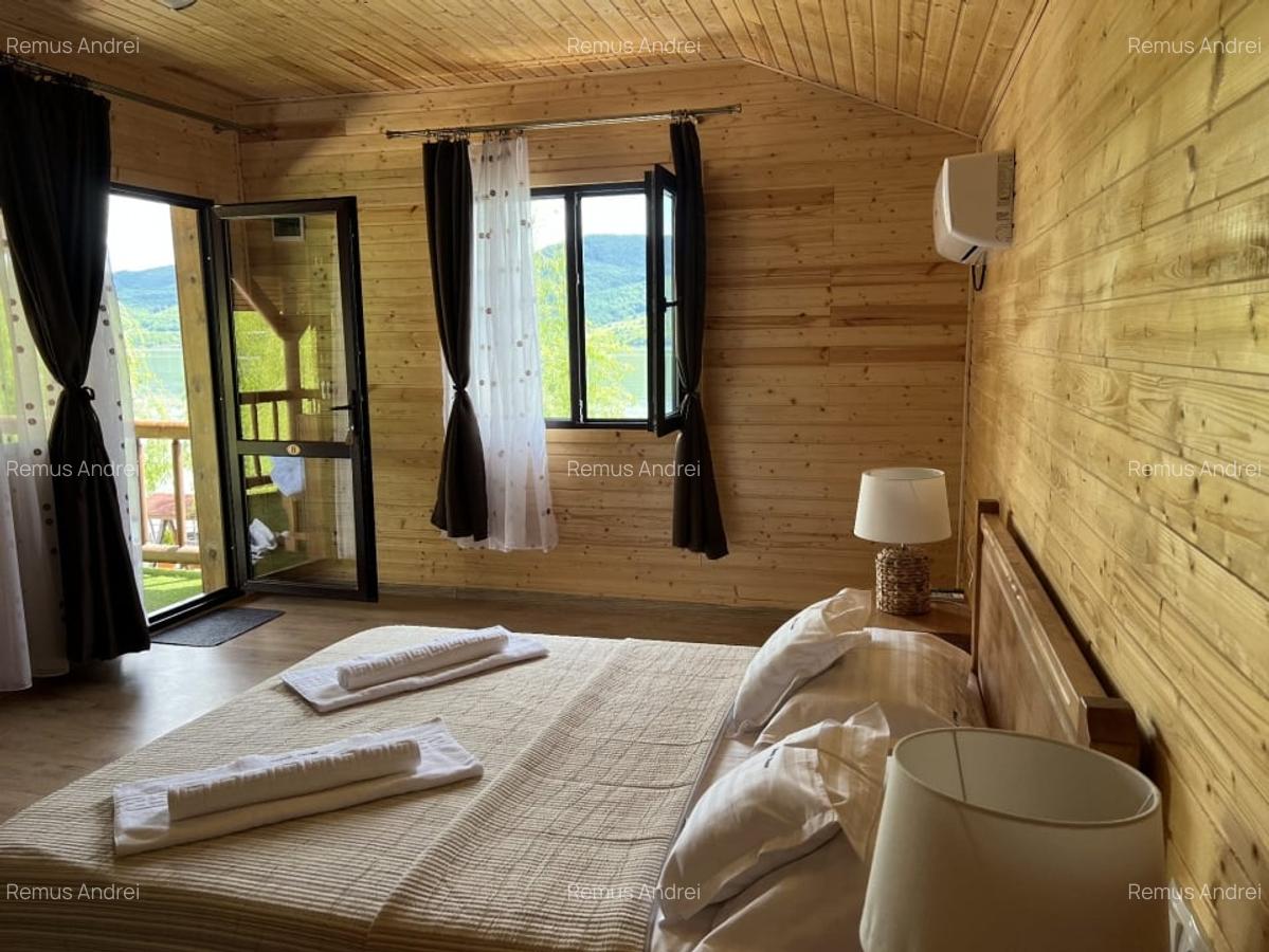 Pensiune Mont Blanc Eselnita Clisura Dunarii Comision 0 - 12