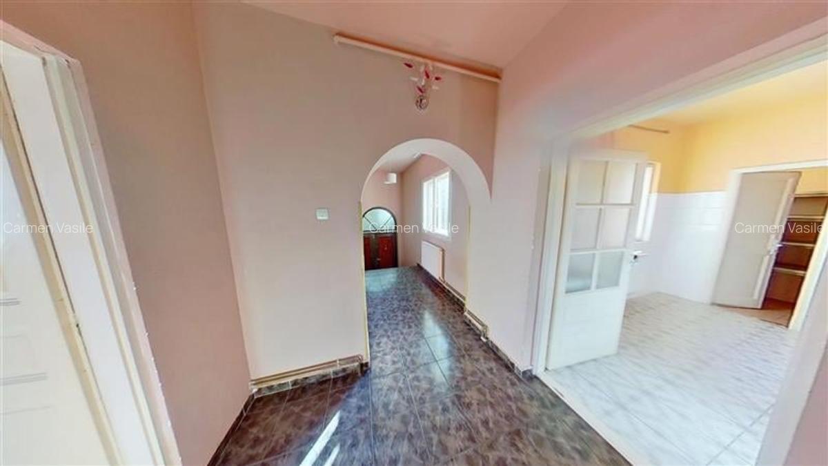 Apartament in casa:recomandat locuinta sau business, Garii -Tractorul, Brasov. - 2