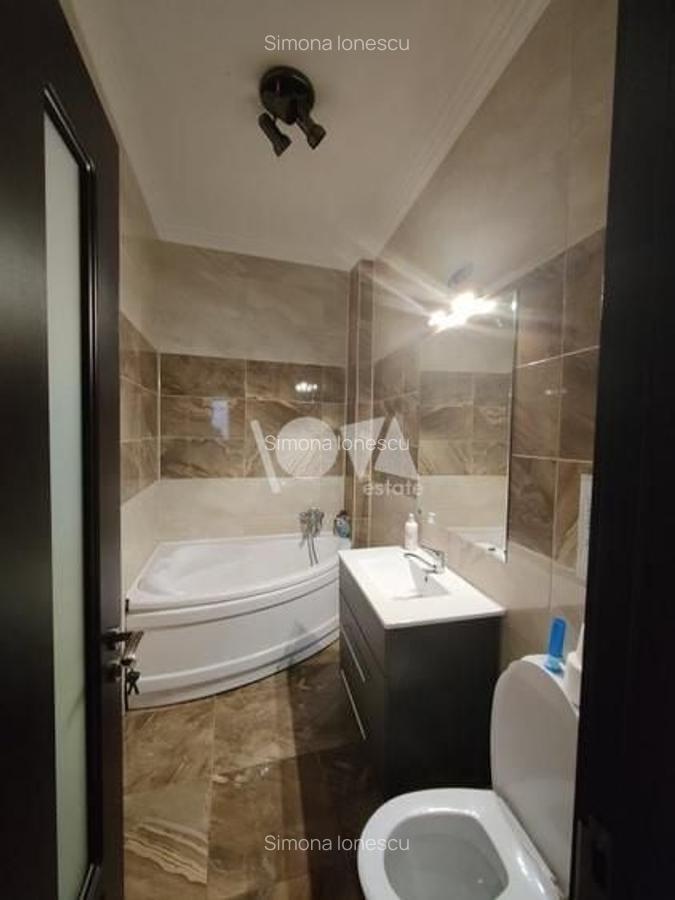 De vânzare - vilă 12 cam - D+P+1E+M - Piata Muncii - Calarasilor - 10