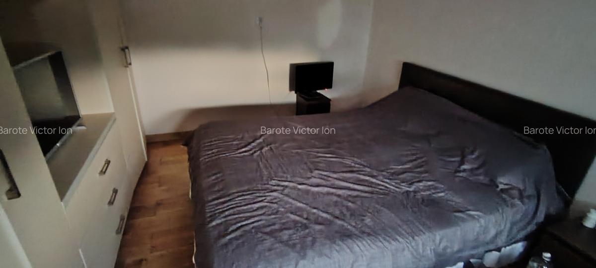 Vând casă - 1 Vând casă - 1