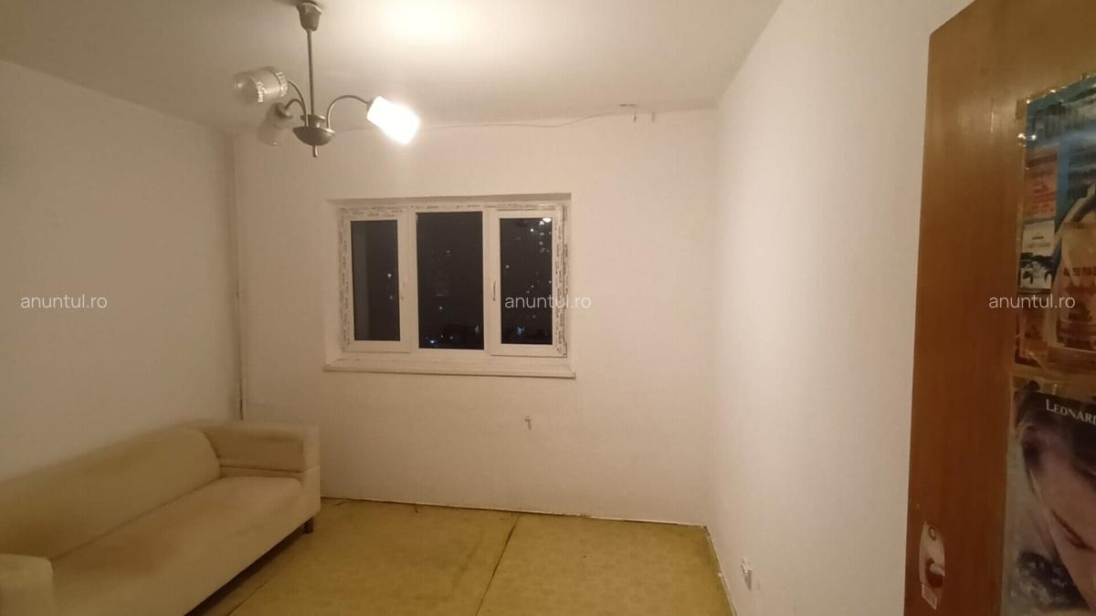 Titan, apartament 2 camere 1 Decembrie, 2 balcoane, an 1980 - 11