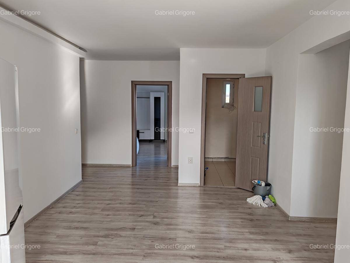Apartament 4 camere in bloc vila zona Central - 17