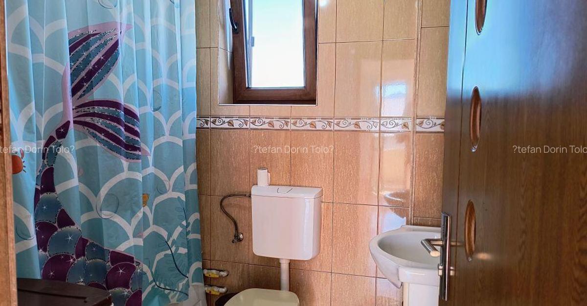 Navodari | Casa spa?ioasa cu teren mare - 13