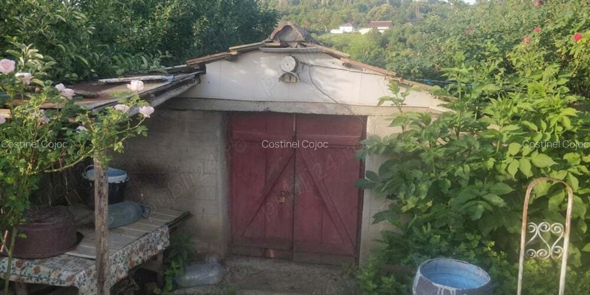 Vand casa in satul Feredeni - 4
