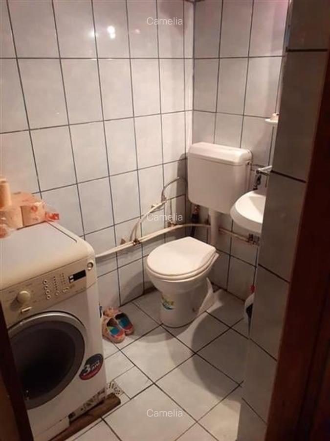 Casă cu 3500 mp Teren, Schitu-Golești, Argeș! - 3