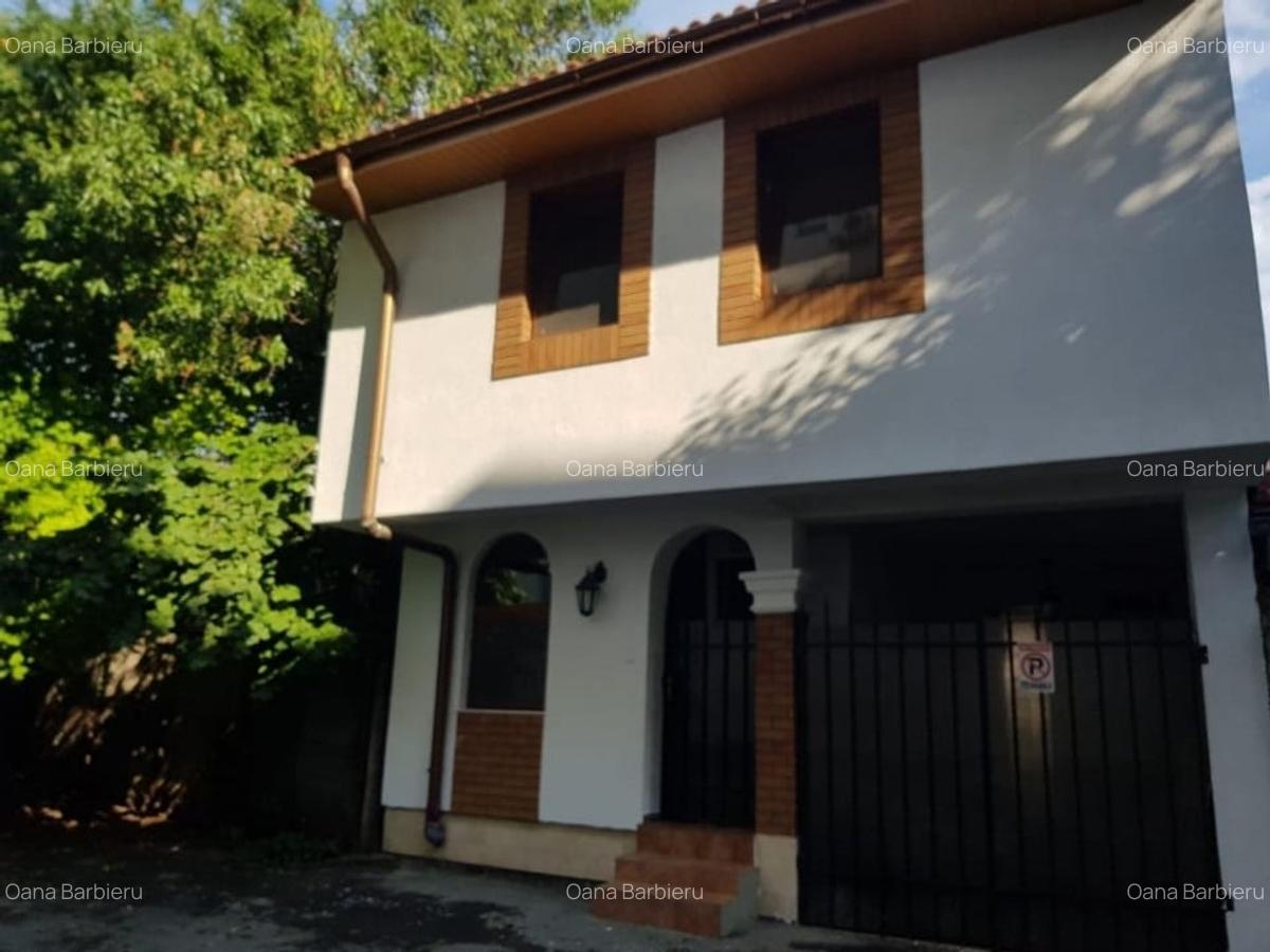 Faleza Nord - Plaja Reyna, etaj de vila, 2 camere, UTILITATI INCLUSE - 1