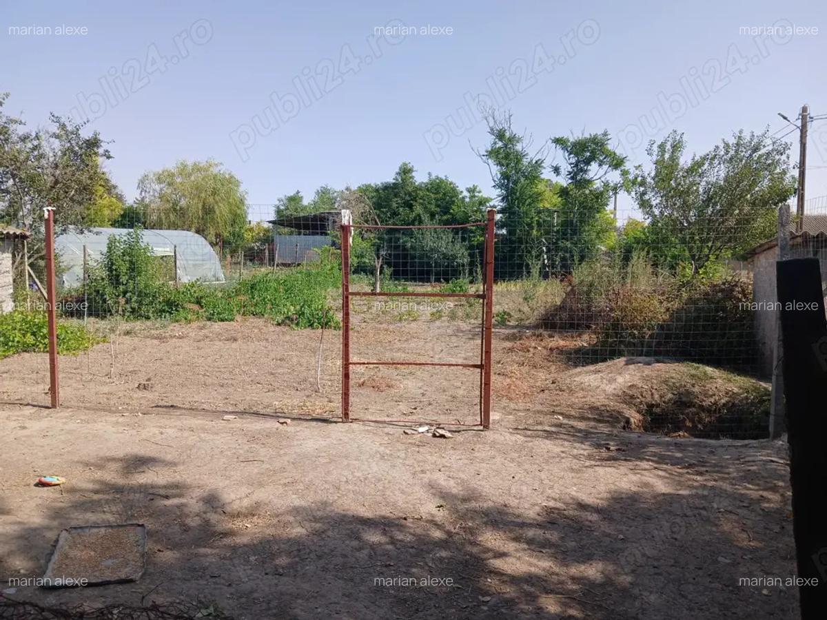 Casa de vanzare !! - 2