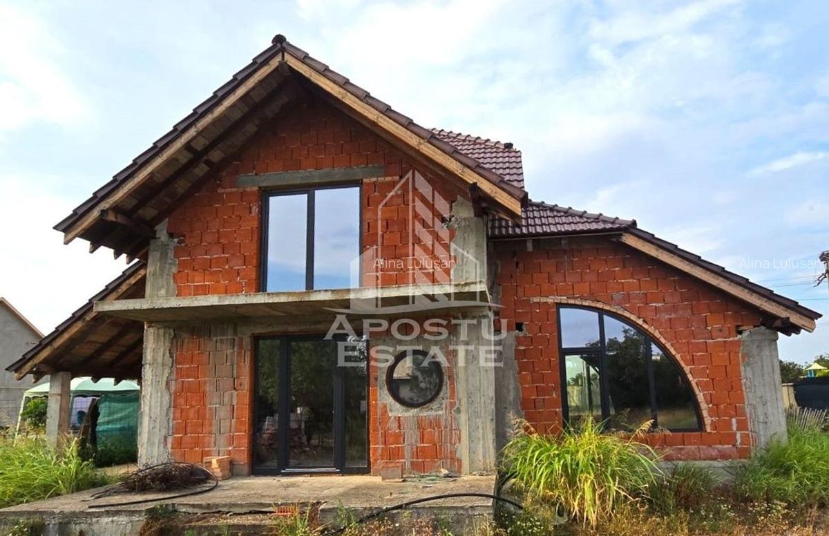 Casa la rosu, de vanzare, in Curtici, jud. Arad. - 1