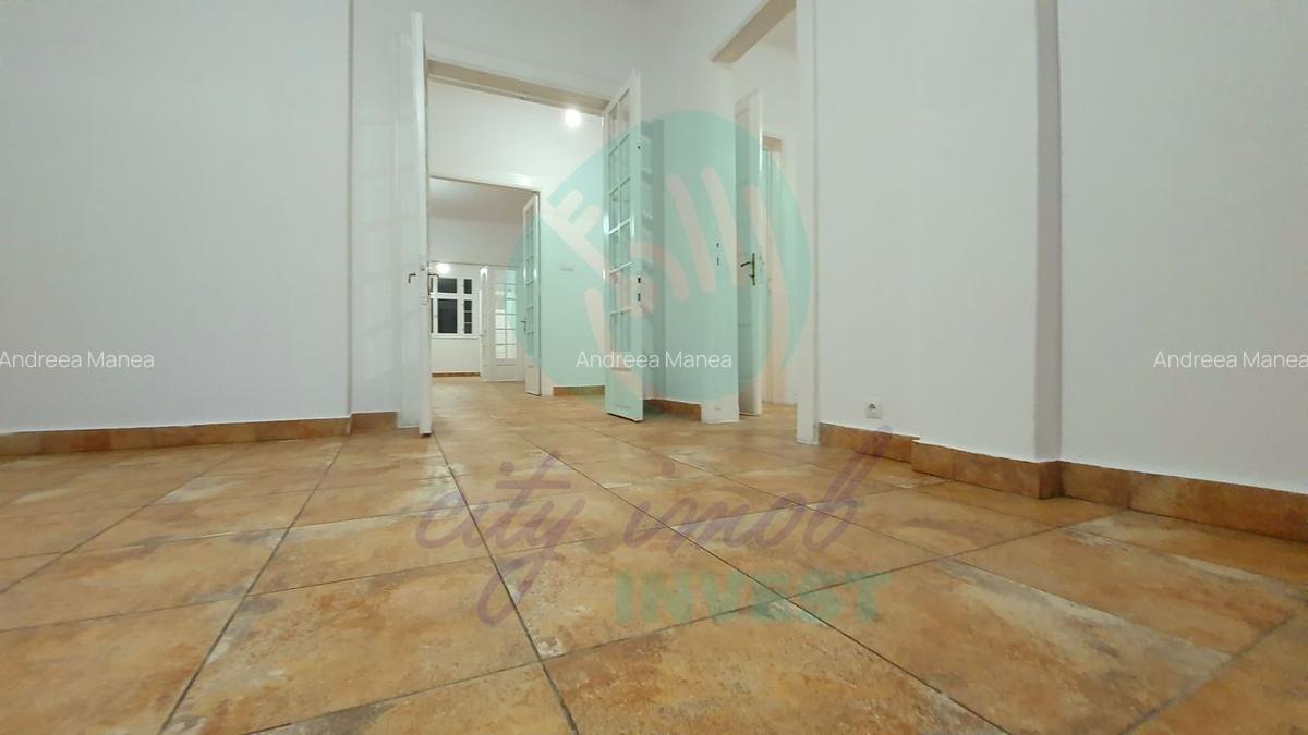 Apartament cu 4 camere nedecomandat în P-ța Romană - 5
