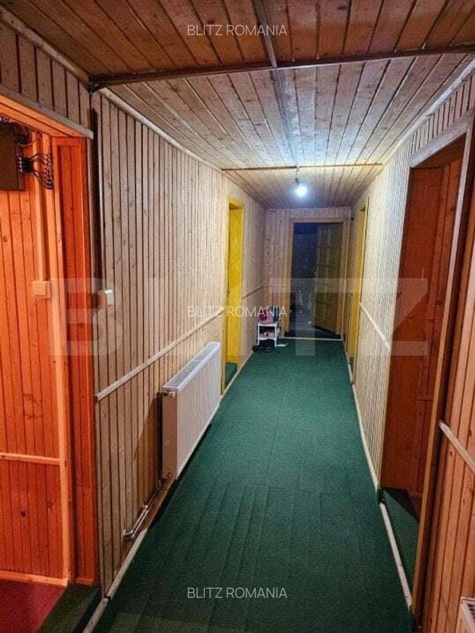 Casa de vacan?a, pretabila pentru pensiune in Moieciu - 1