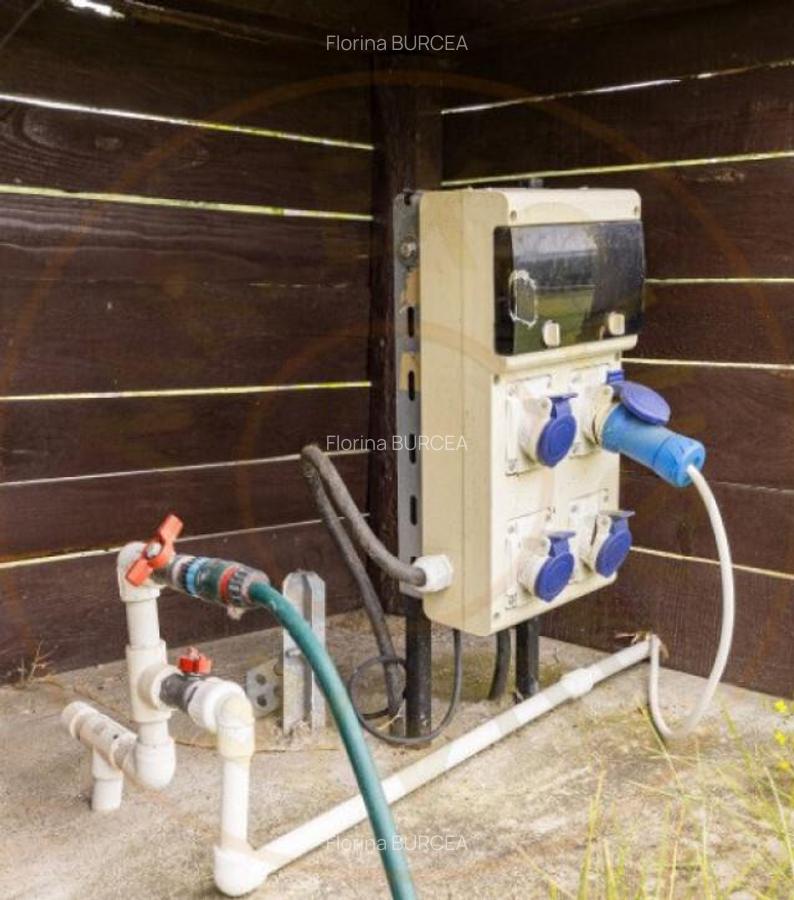 Motel, camping, piscina si lacuri de pescuit pe un teren de - 28