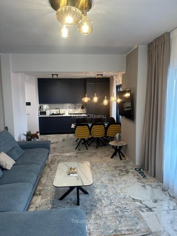 Vand apartament complet mobila, prima linie la plaja, zona Casa del mar - 9