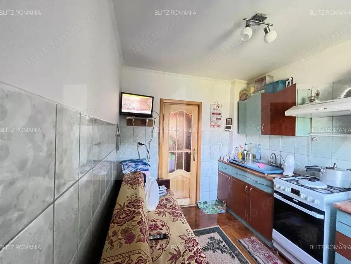 Apartament de 2 camere,etaj 3, zona Primaverii - 3