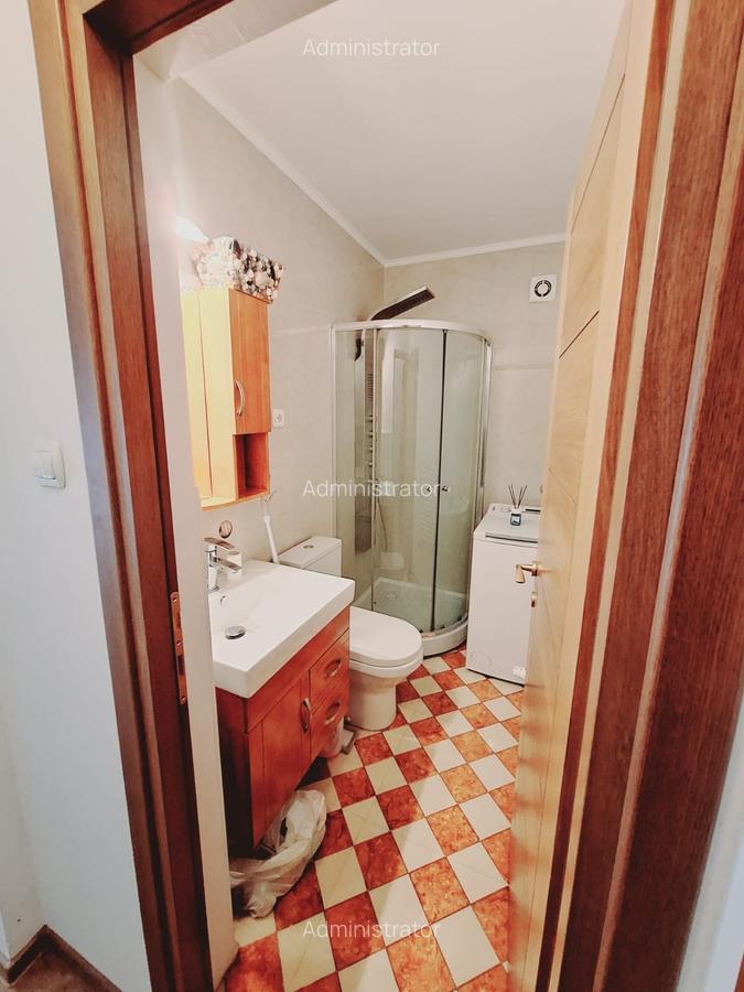 Apartament 3 camere+birou+garaj lângă metrou Ștefan cel Mare - 18 Apartament 3 camere+birou+garaj lângă metrou Ștefan cel Mare - 18