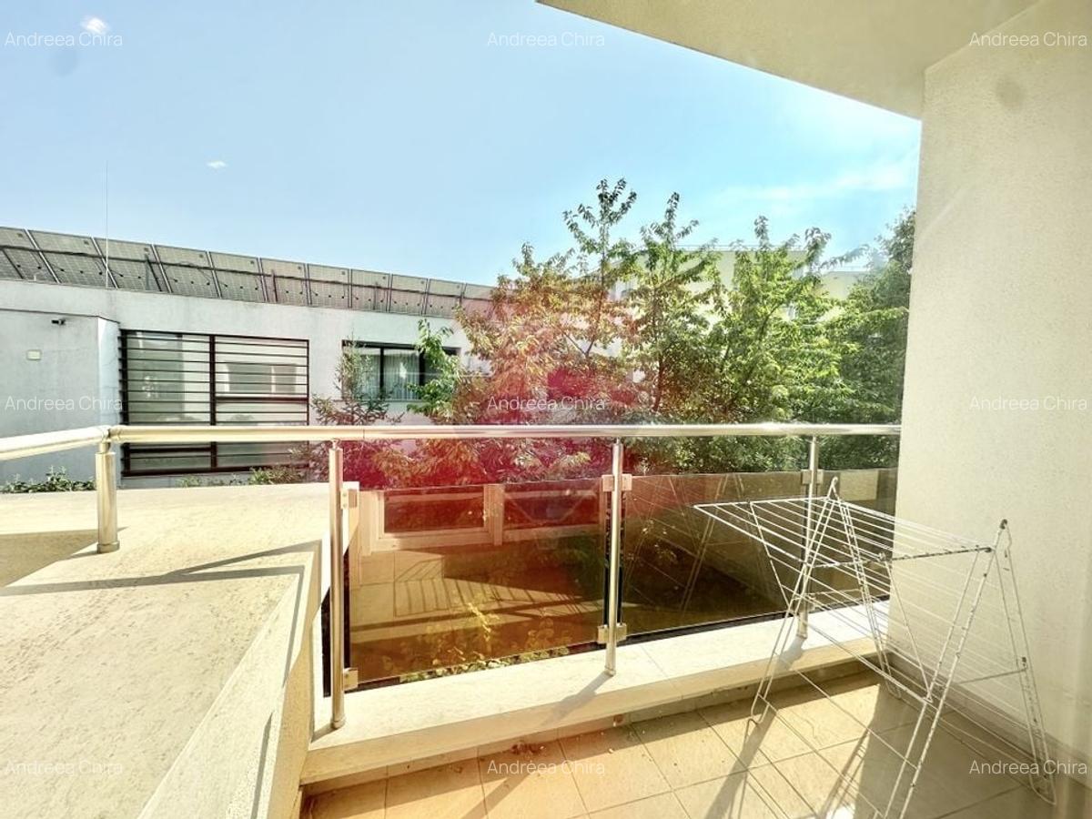 Apartament cu 6 camere decomandat în Nordului - 13