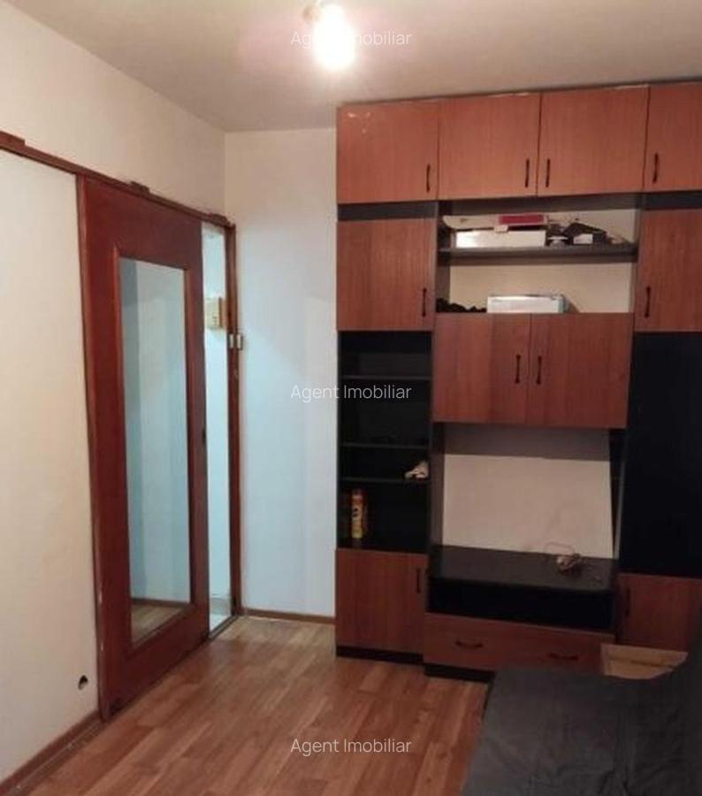 Piata sudului obregia confort 2 etaj 8 - 8