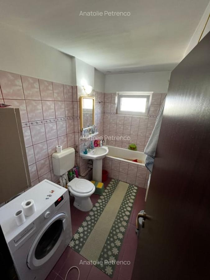 Apartament 3 camere, semidecomandat, 64mp utili, zona Dambovita - 8