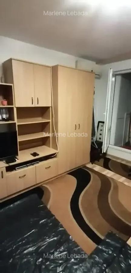Garsonieră decomandată, mobilată în Vitan - 2