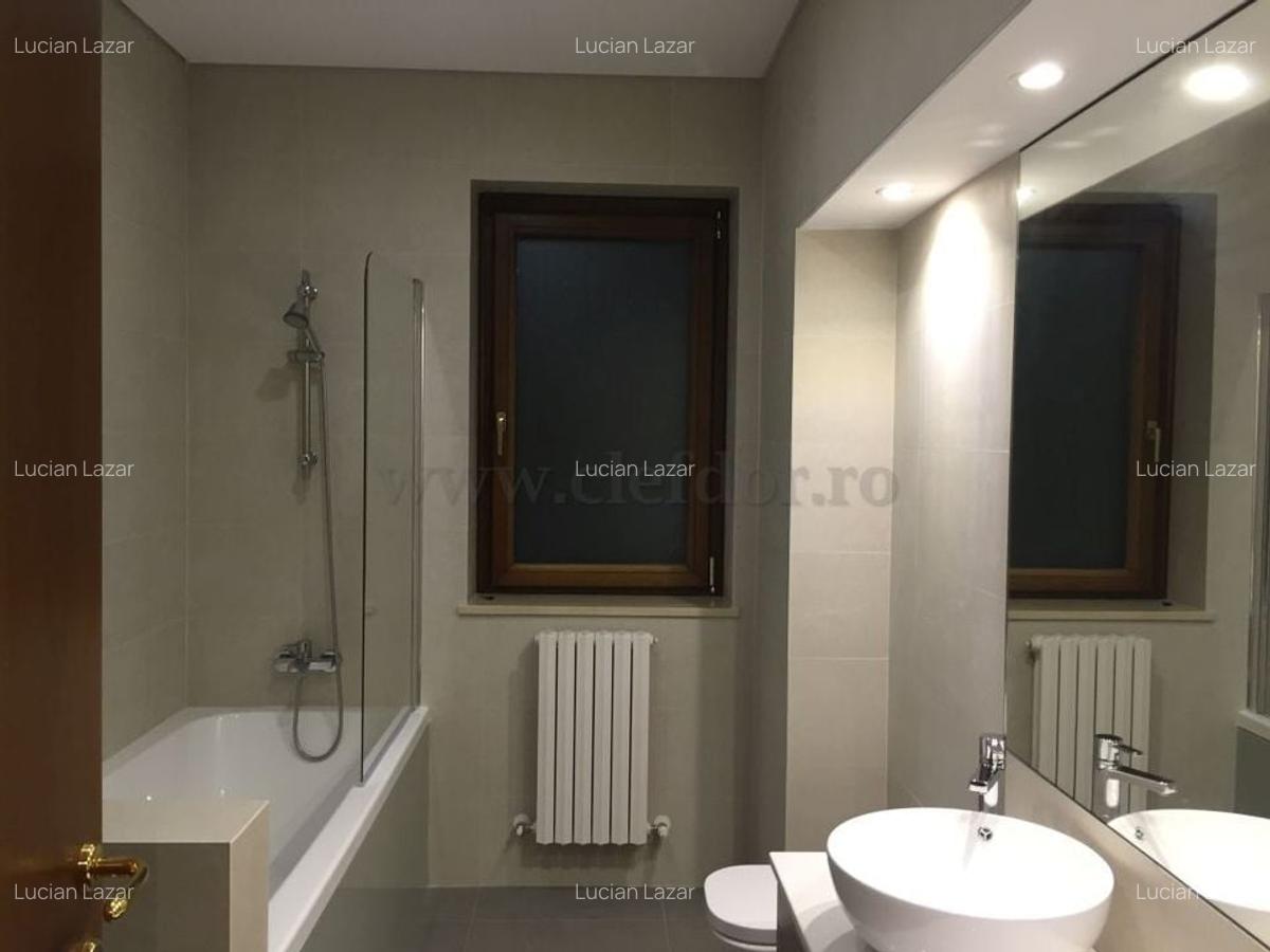 Apartament cu 3 camere de închiriat în zona Primaverii - 12
