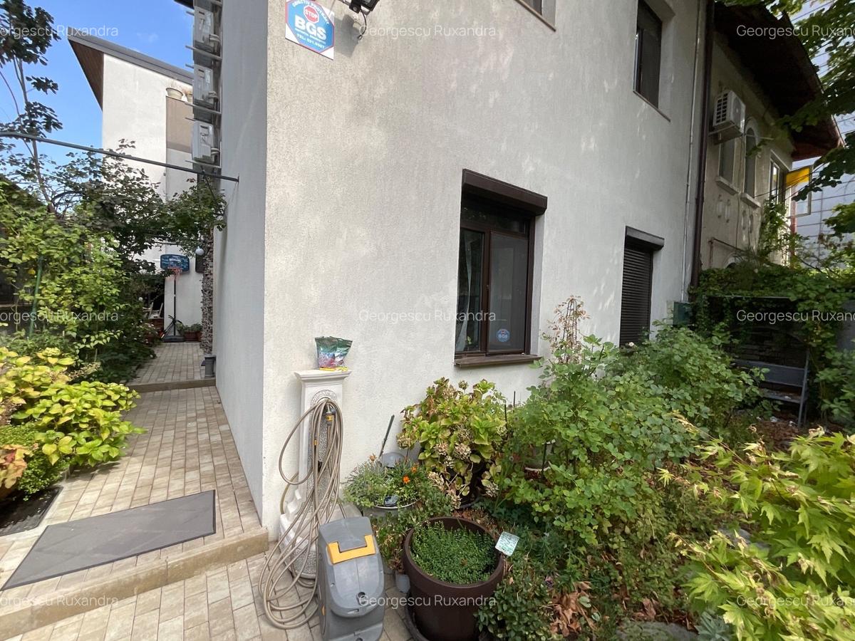 Vila individuala, cocheta, moderna , an 2020, Piata Alba iulia - 1 Vila individuala, cocheta, moderna , an 2020, Piata Alba iulia - 1