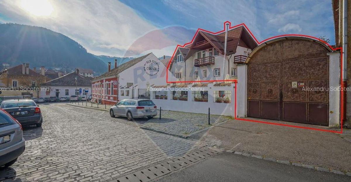 PIATA UNIRII 12BIS BRASOV | CLADIRE CU SPATIU COMERCIAL S... - 1