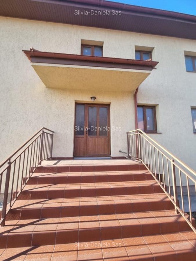 Casă individuală cu 6 camere în Iris - 3