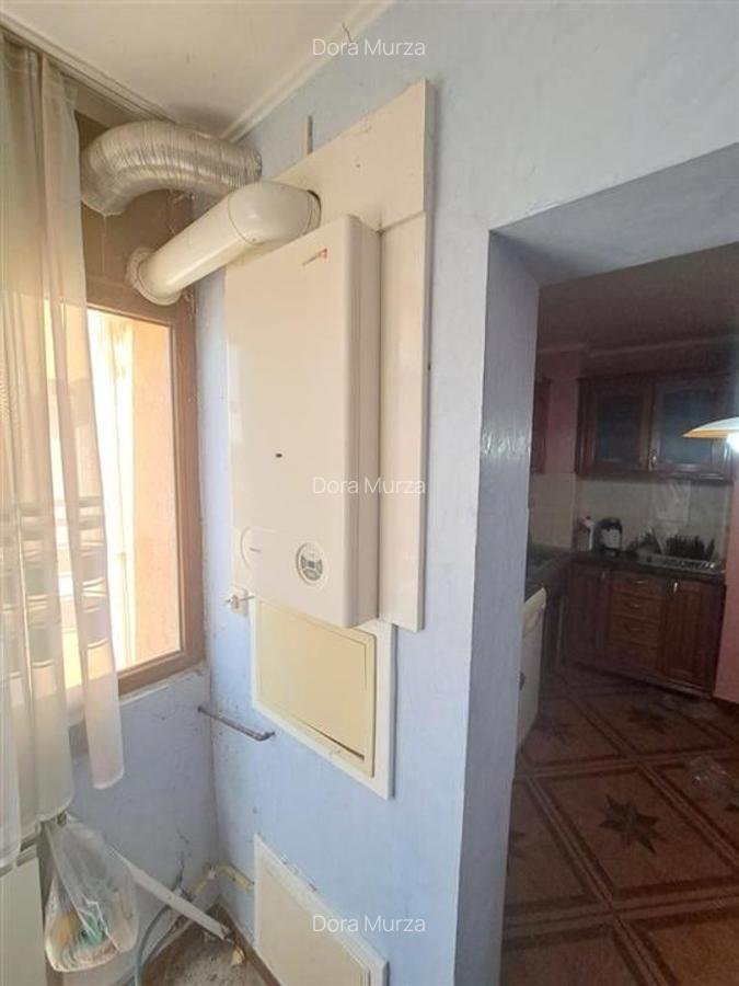 RECO Apartament cu 3 camere, decomandat, etaj1 in Balc - 4