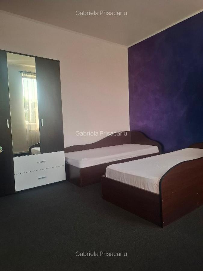 Închiriez apartament cu 2  camere - 5