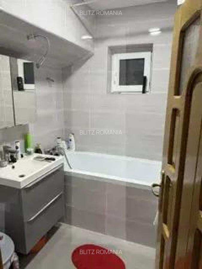 Apartament 3 camere decomandat zona ultracentrala - 10