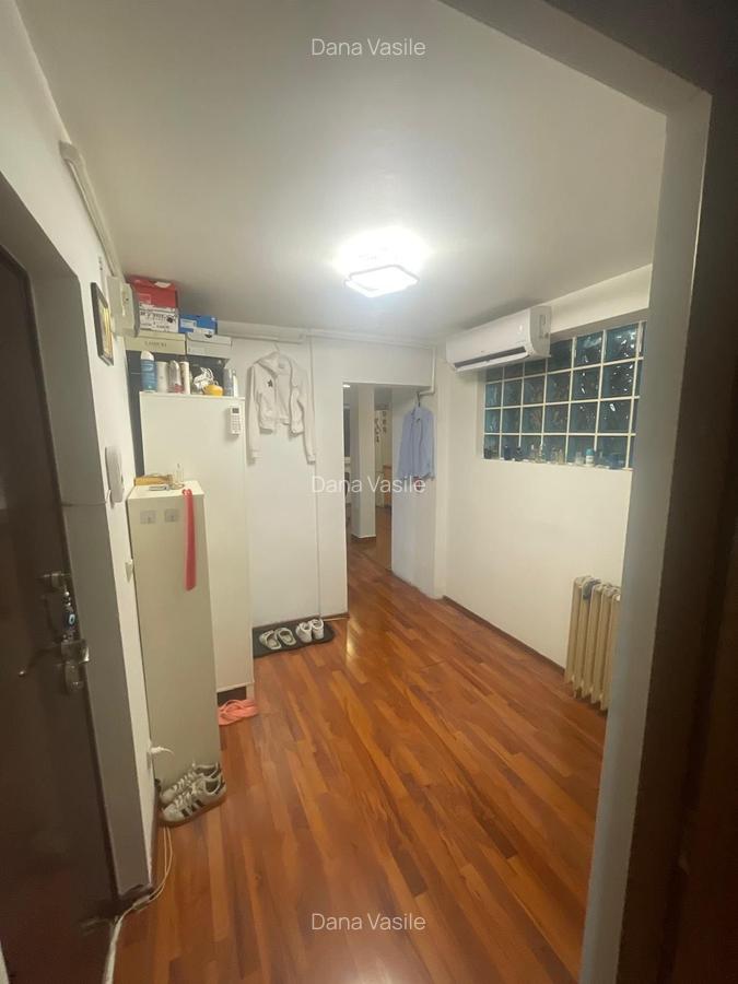 3 camere, 70 mp, mobilat/utilat, etaj 6/10 – Costin Georgian, Sector 3 - 8