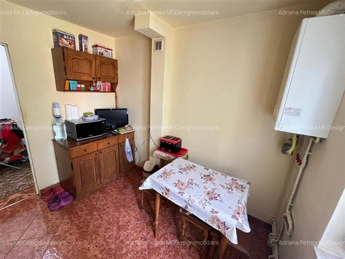 Apartament cu 2 camere semidecomandat în Circumvalațiunii - 16