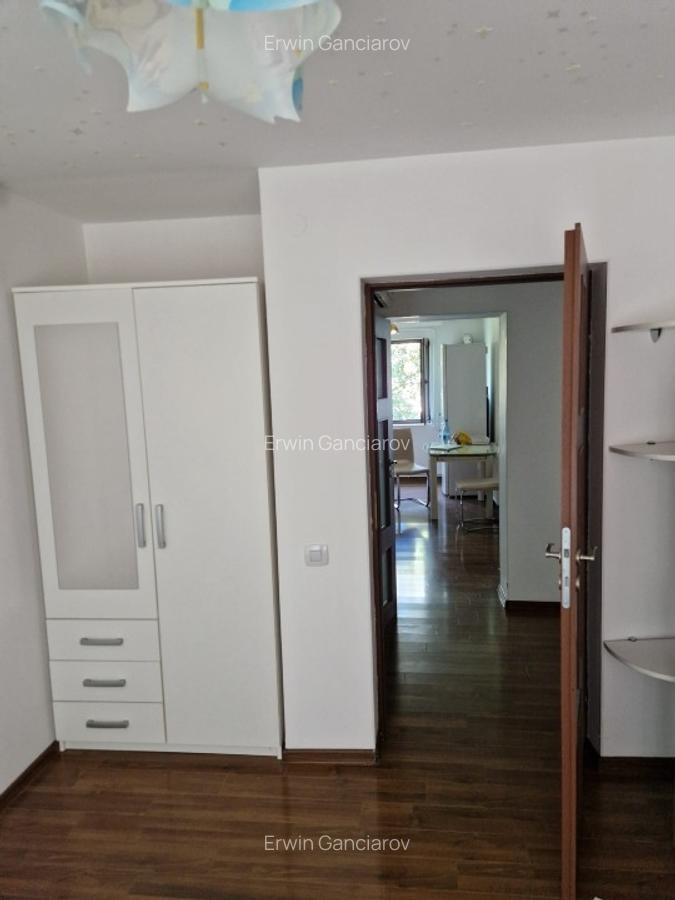 Decomandat, modern, ultracentral, mobilat si utilat - Bariera - 70 mp - 2