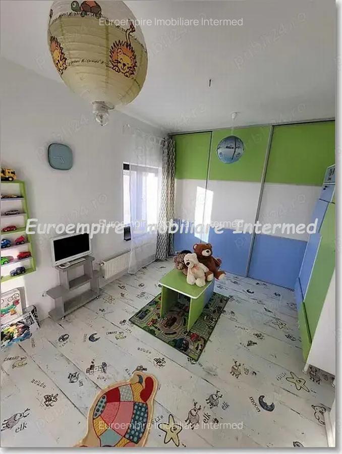 De inchiriat vila 5 camere in Lazu , Constanta - 6