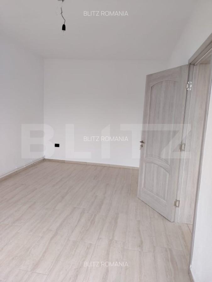 Casa de vanzare, cu 6 camere, 288 mp, zona Voinesti - 4