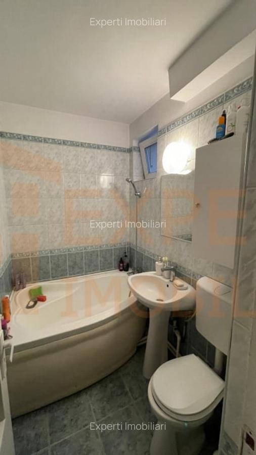 Apartament 4 camere - zona Far Constanta - 7