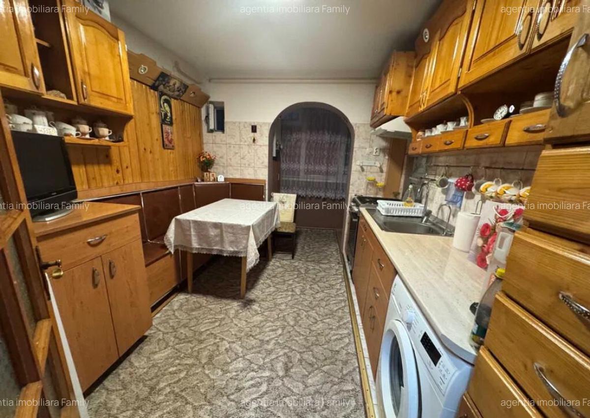 Apartament cu 3 camere decomandate - Parter - Zona George Enescu - 4