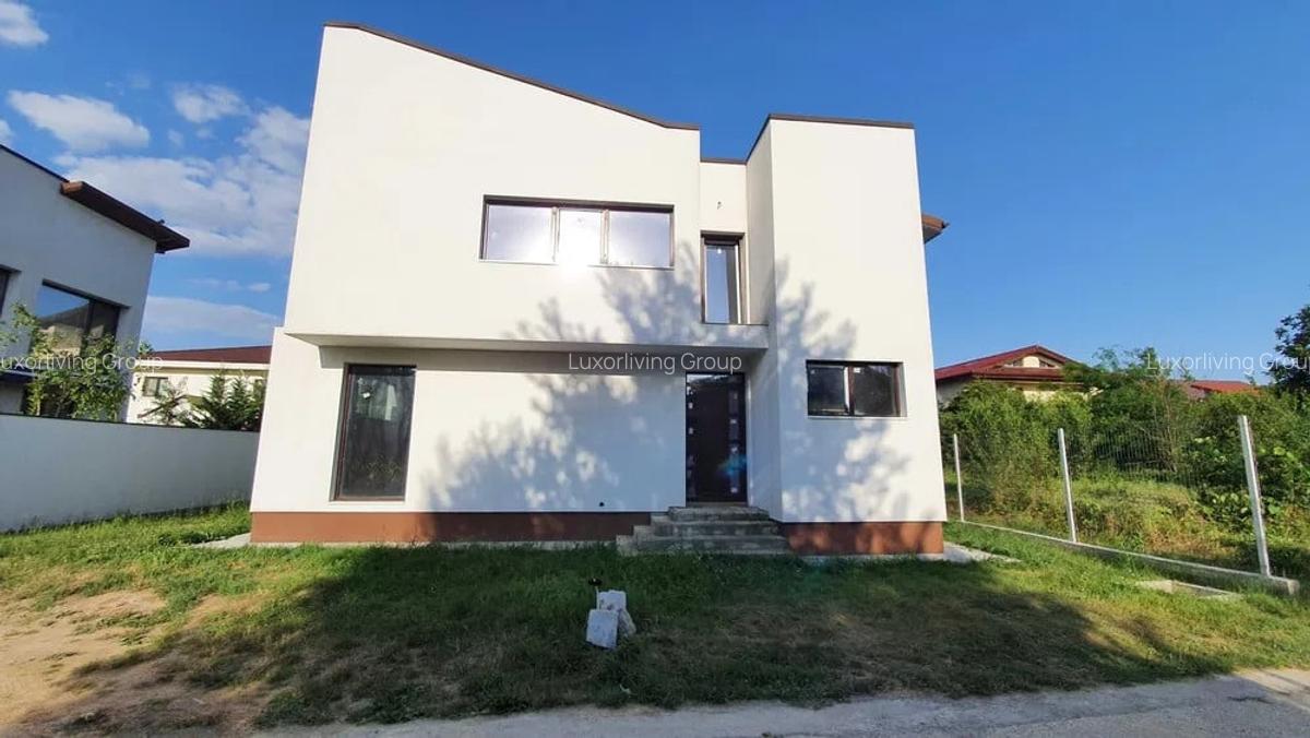 Vila spatioasa la rosu 4 camere Pipera/ pret negociabil - 2