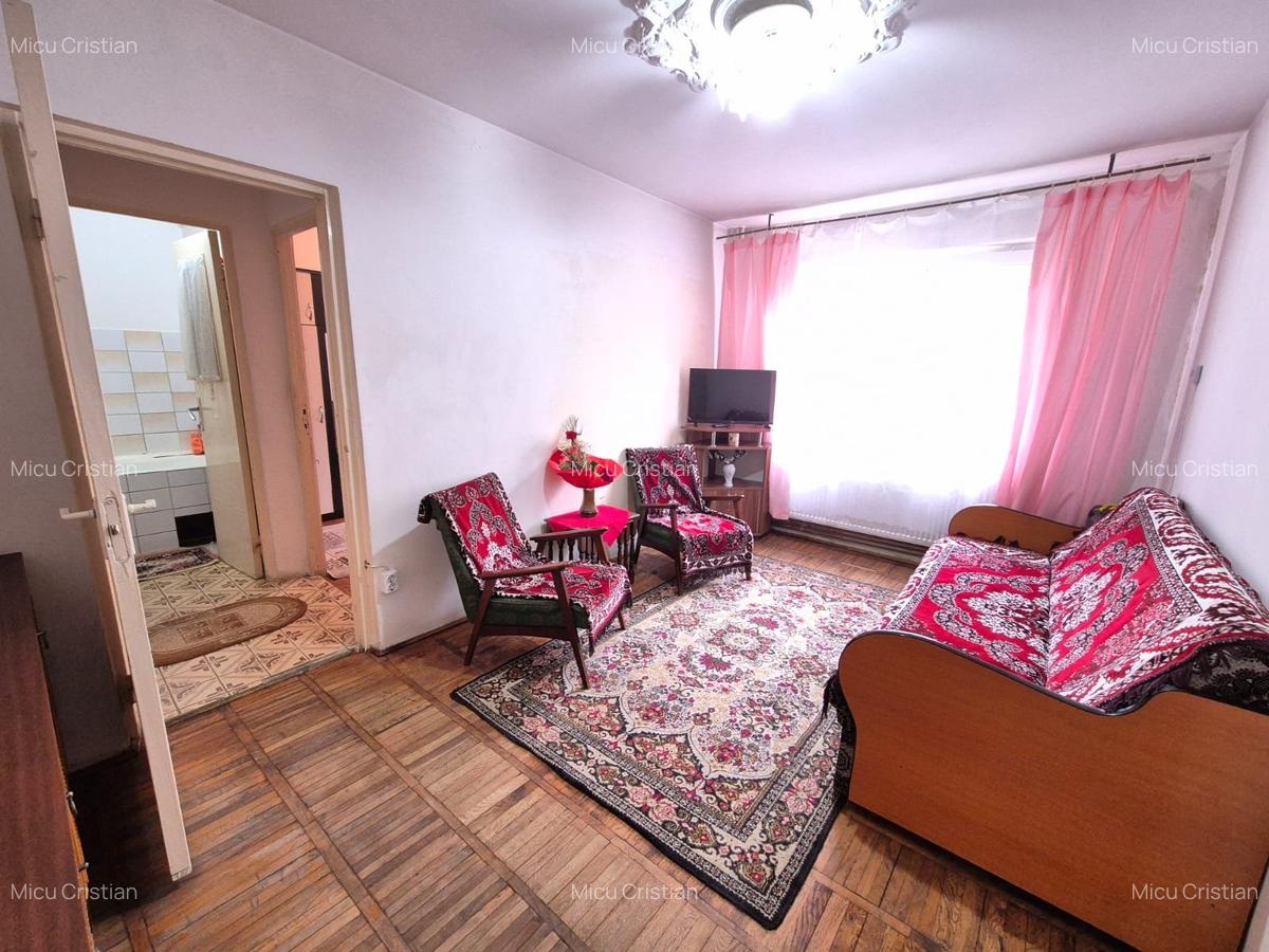 Vanzare Apartament 2 Camere mic si cochet zona  Florilor Brasov - 15