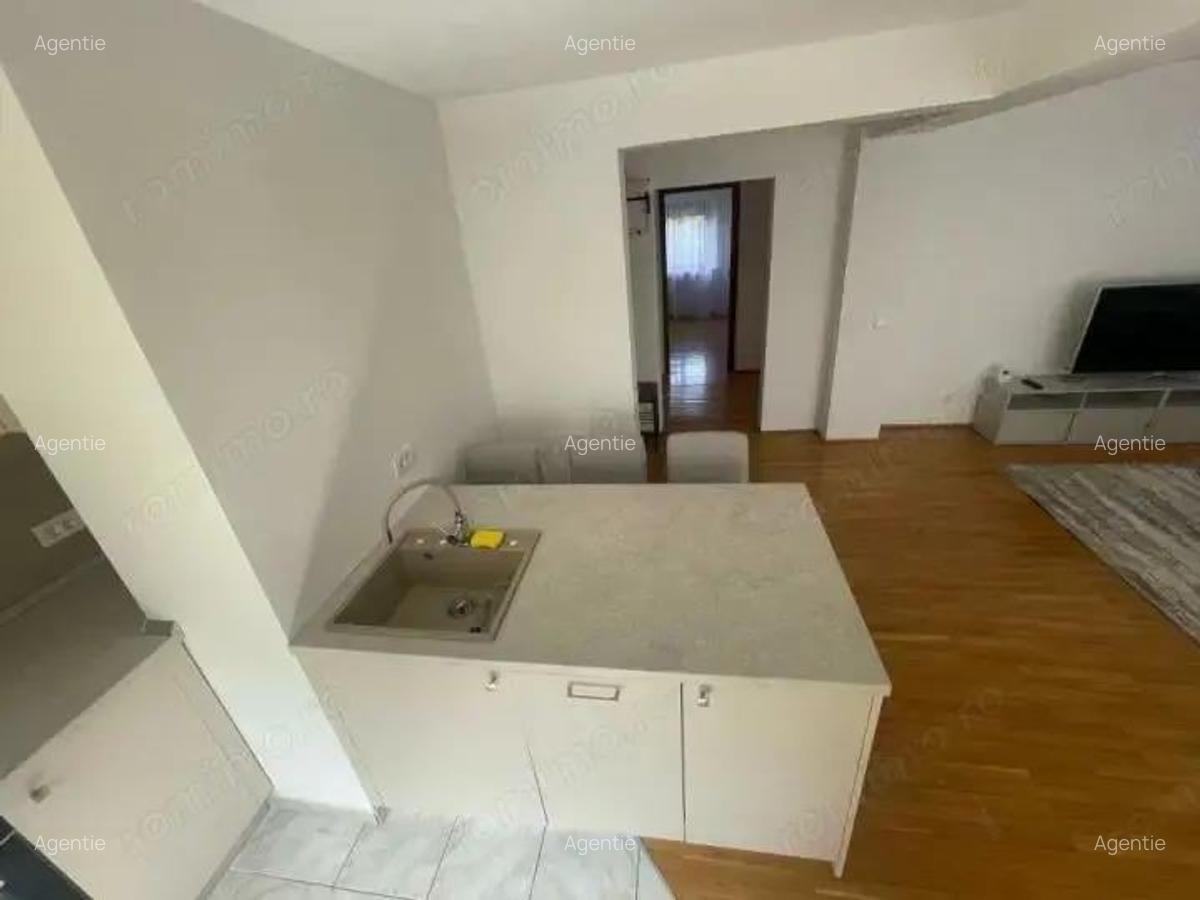 Apartament 4 camere Mall Vitan - 3