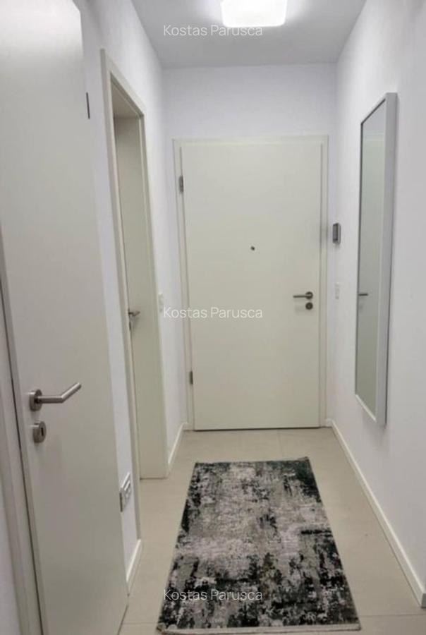 Apartament cu 2 camere decomandat în Tractorul - 11
