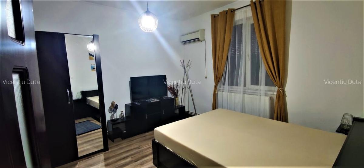 VAND APARTAMENT  DOUA CAMERE CU INTRĂRI SEPARATE - 26