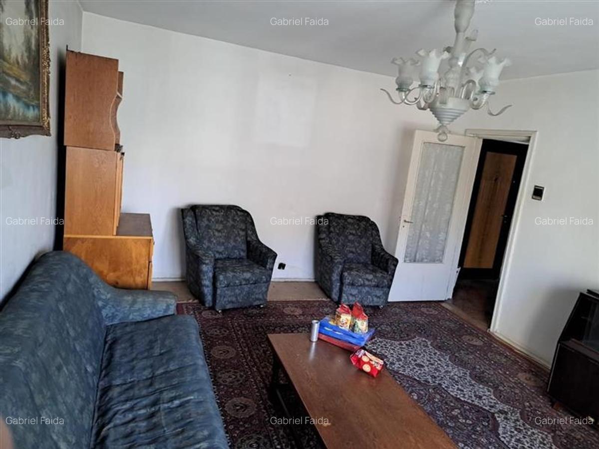 Vanzare 2 camere 13 Septembrie - 1