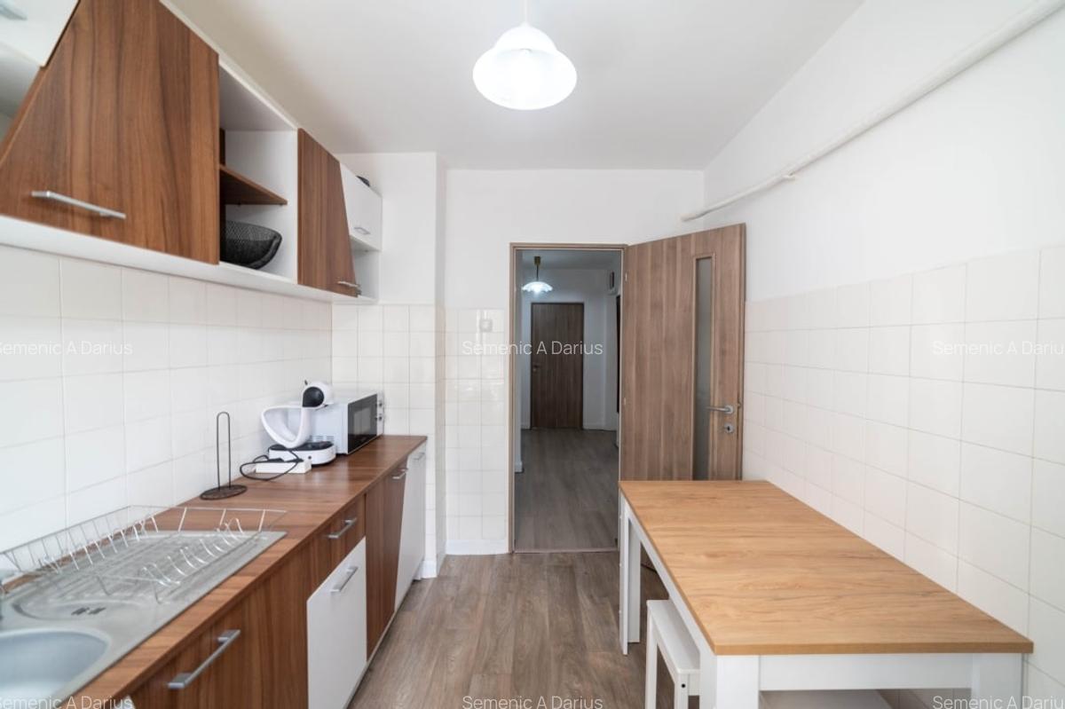 Apartament cu 3 camere decomandat, mobilat în Fabric - 13