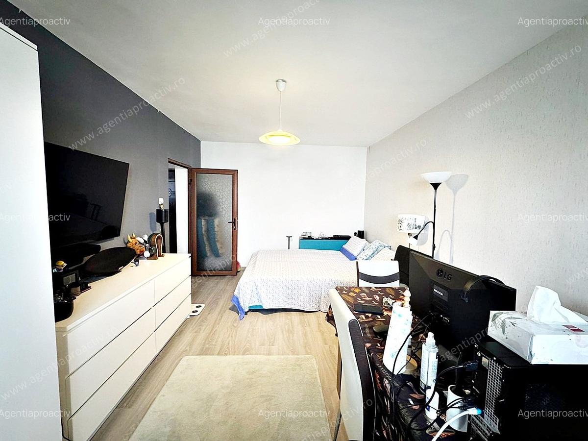 		Apartament de vânzare, 2 camere decomandat, Mazepa 2, Galați. - 2