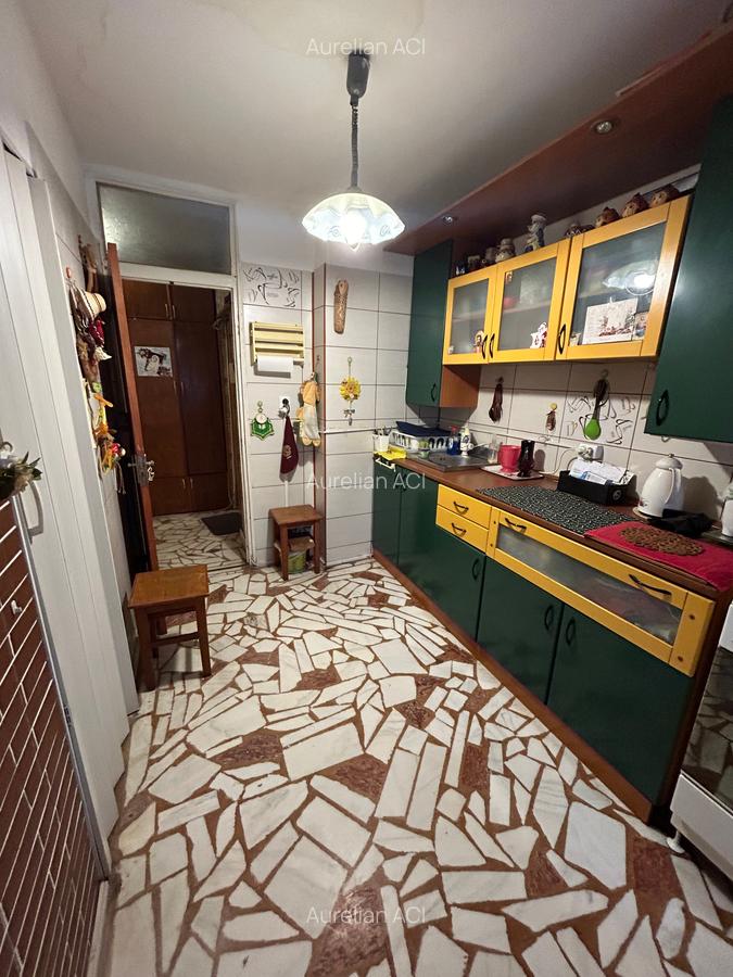 Aviatiei Nicolae Caramfil,2 balcoane, 2 Gr sanitare, 80 mp - 14