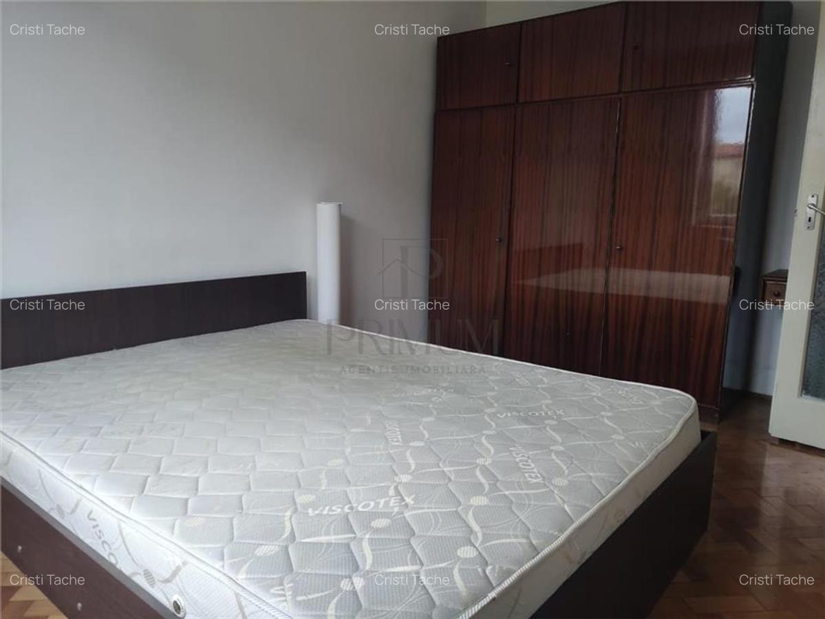 PIATA 700 - ETAJ 2 - CURTE INTERIOARA - 3 CAMERE - 11