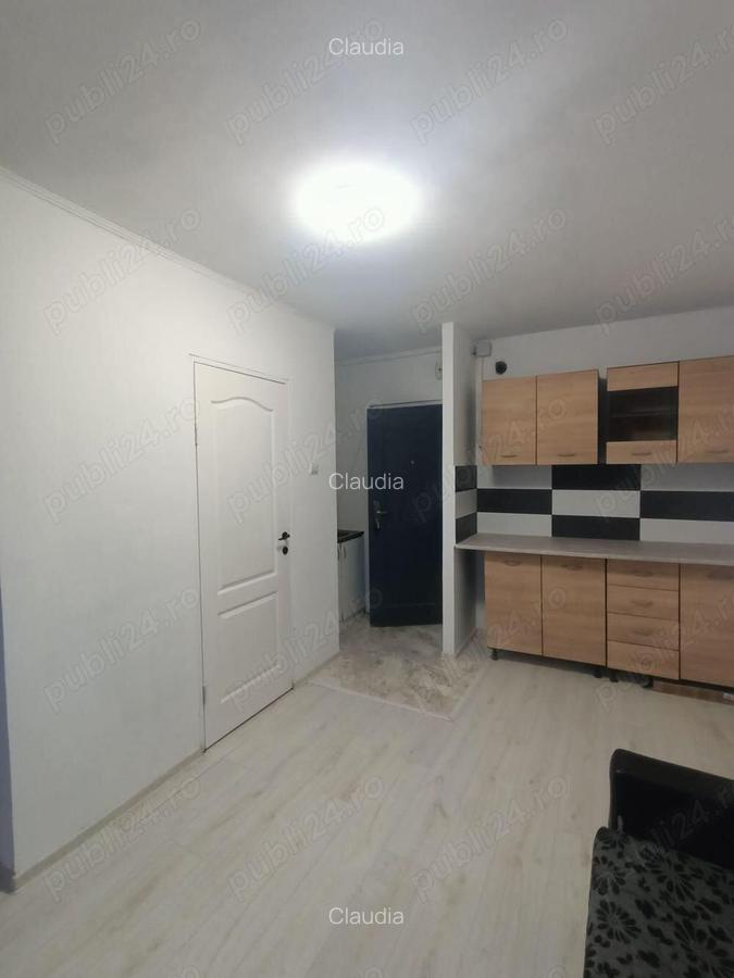 Garsoniera, 17mp., renovate, mobilata, Bularga Granit Center - 2 Garsoniera, 17mp., renovate, mobilata, Bularga Granit Center - 2