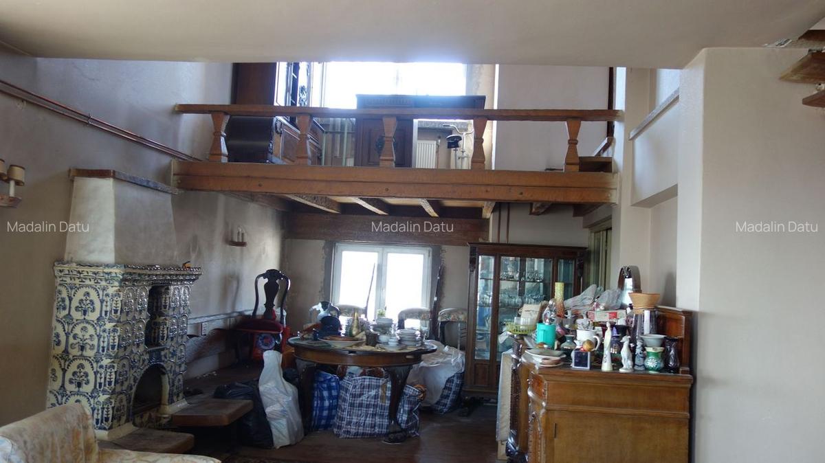 Calea  Victoriei-Piata Sfintii Voievozi: 171mp+55 mp terasa - 32