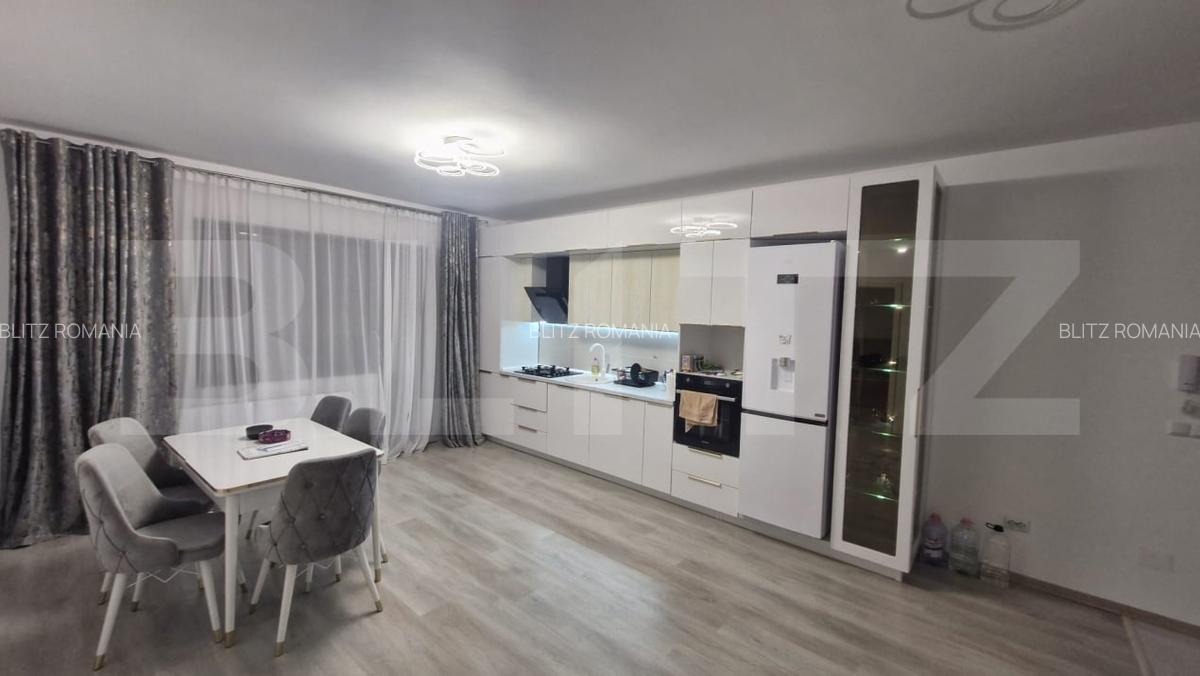Apartament 3 camere, 70 mp, zona Cetate - 1