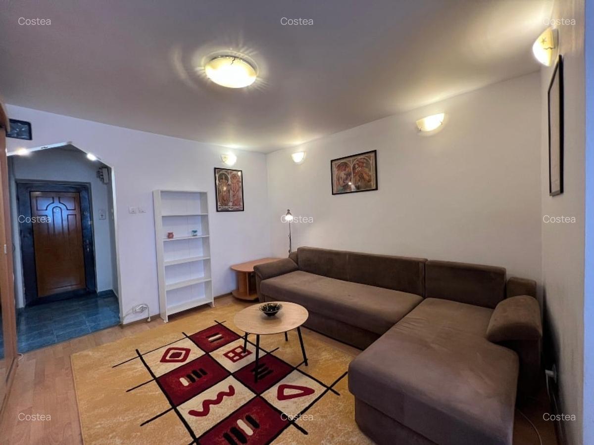 INCHIRIERE GARSONIERA 30mp, langa Metrou Costin Georgian - 2